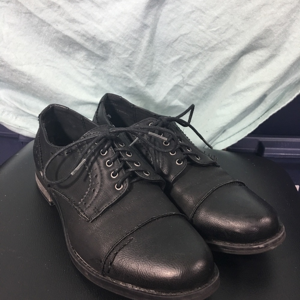 Crown Vintage Black Oxfords Cap toe Shoes 8 M